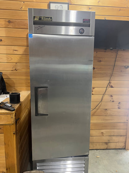 USED (Like New): Commercial True T-19FZ-HC Reach-In Freezer
