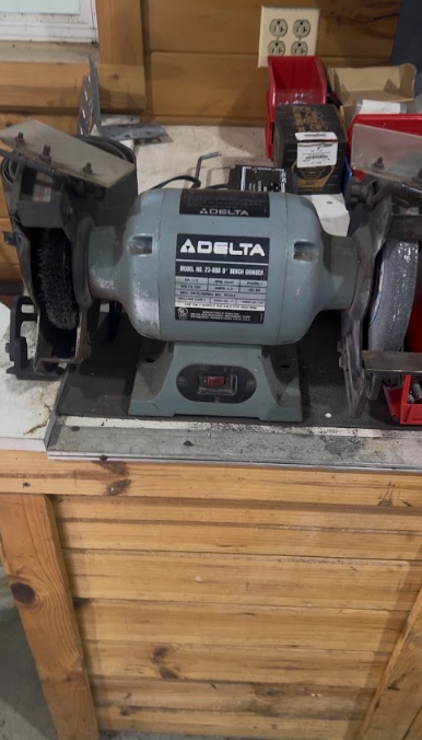 Delta 8" Bench Grinder with Wire Wheel