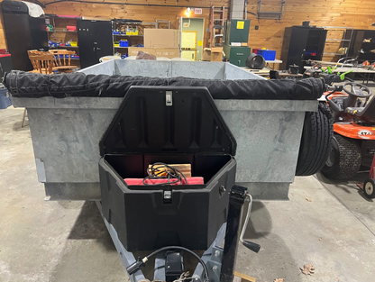 REFURBISHED BRI-MAR 5,000lb cw, 3500lb per axle, Dump Trailer, Motorized Lift, Double Axle, 4 tires, Galvanized steel (r