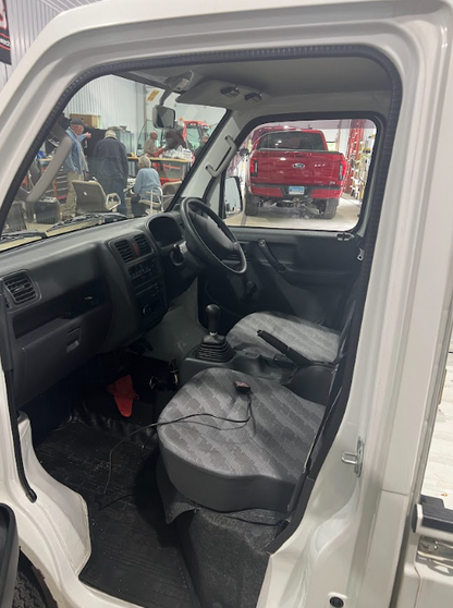 2007 Suzuki Carry - 1700 Miles Japanese Kei Truck (Includes Snow Plow & Snow Tires)